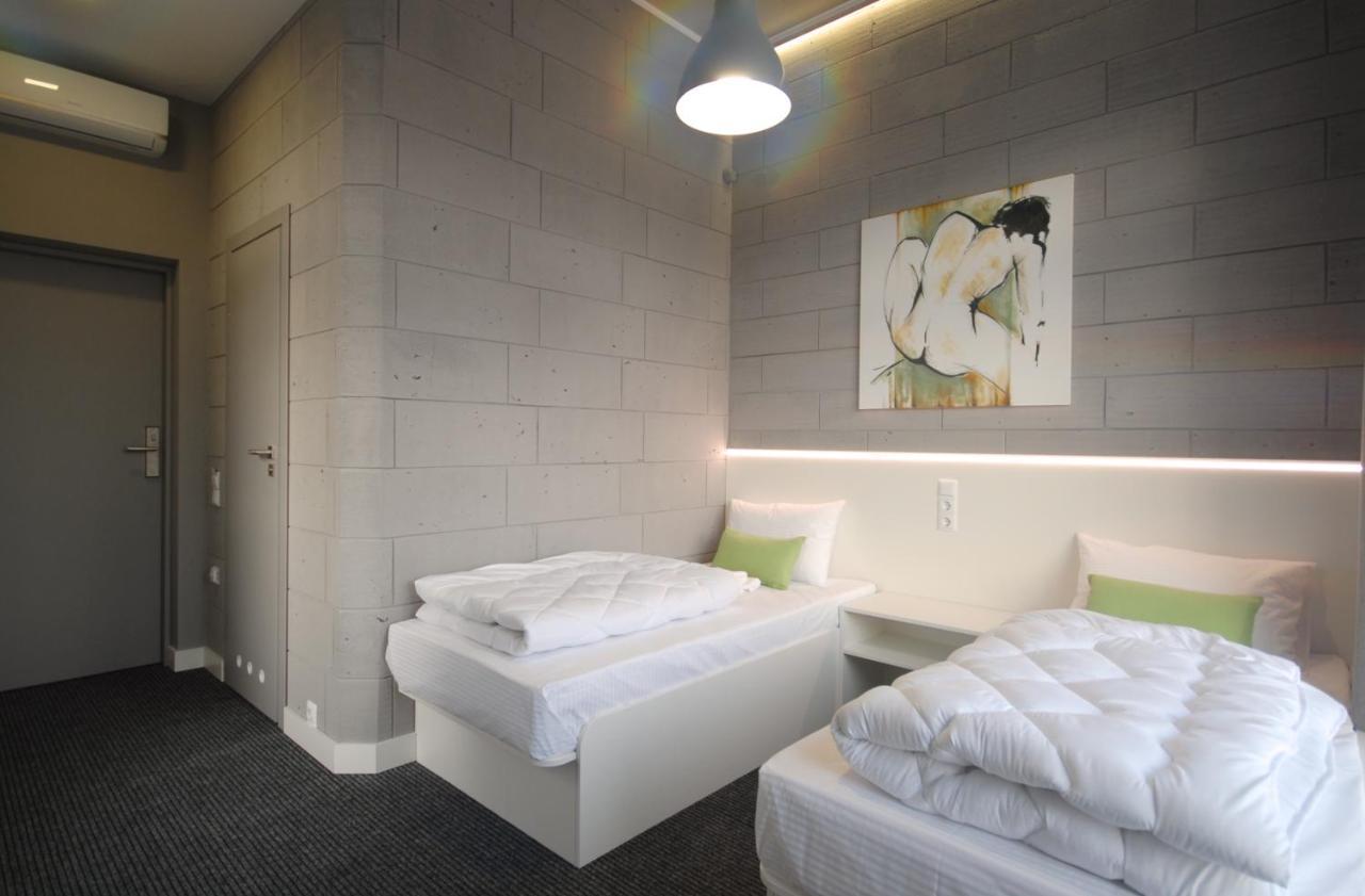 Cubby Hotel Lemberg Exterior foto