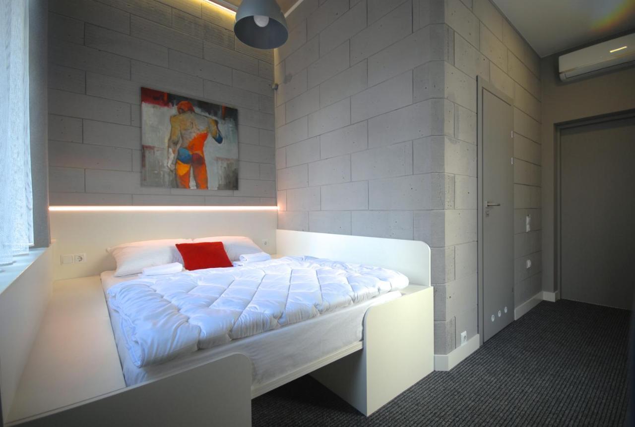 Cubby Hotel Lemberg Exterior foto